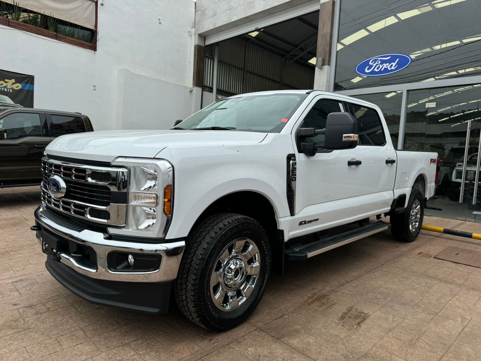 Ford F250 V8 XLT 2024