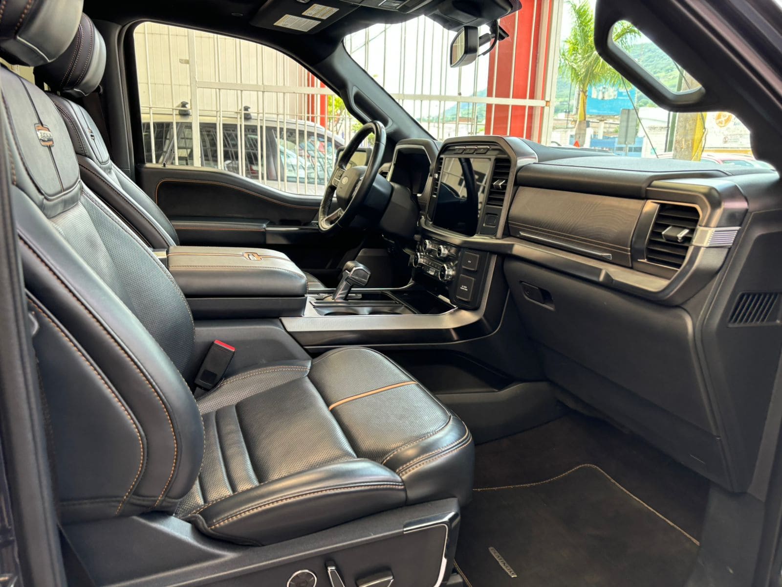 Ford Lobo Platinum 2022