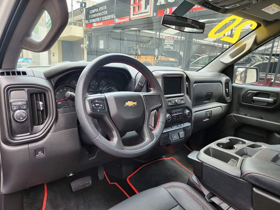 Chevrolet Silverado 2020 V6 4x2 Automático Blanco