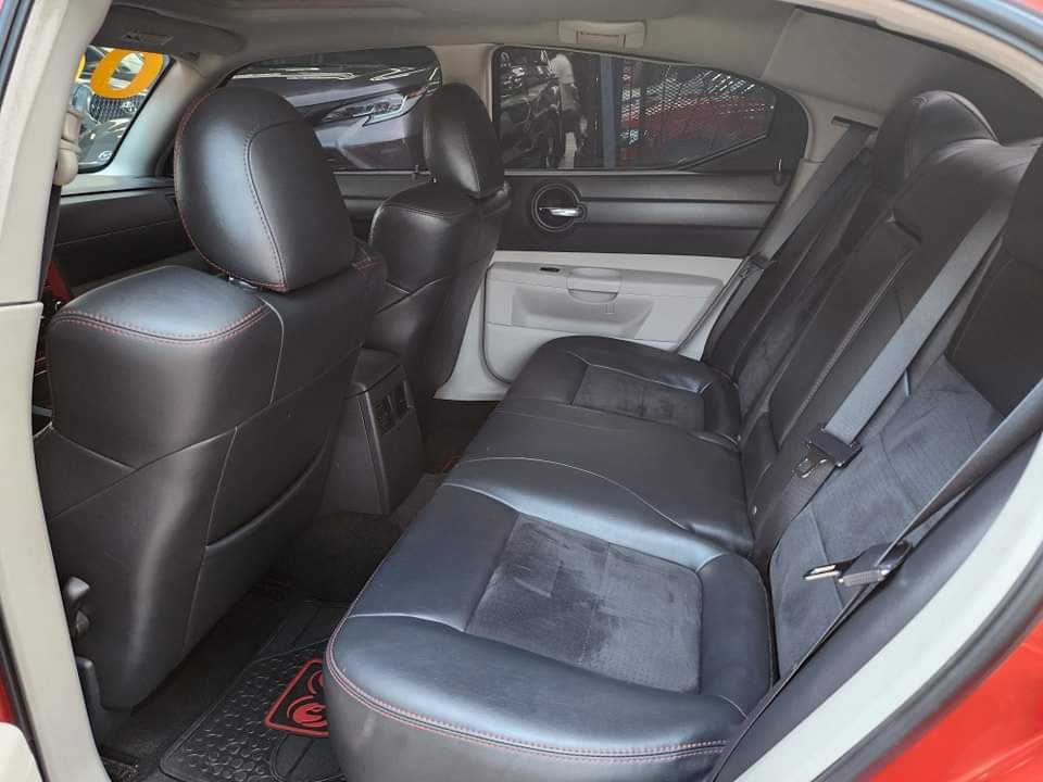 Dodge Charger 2006 RT Daytona Automático Rojo