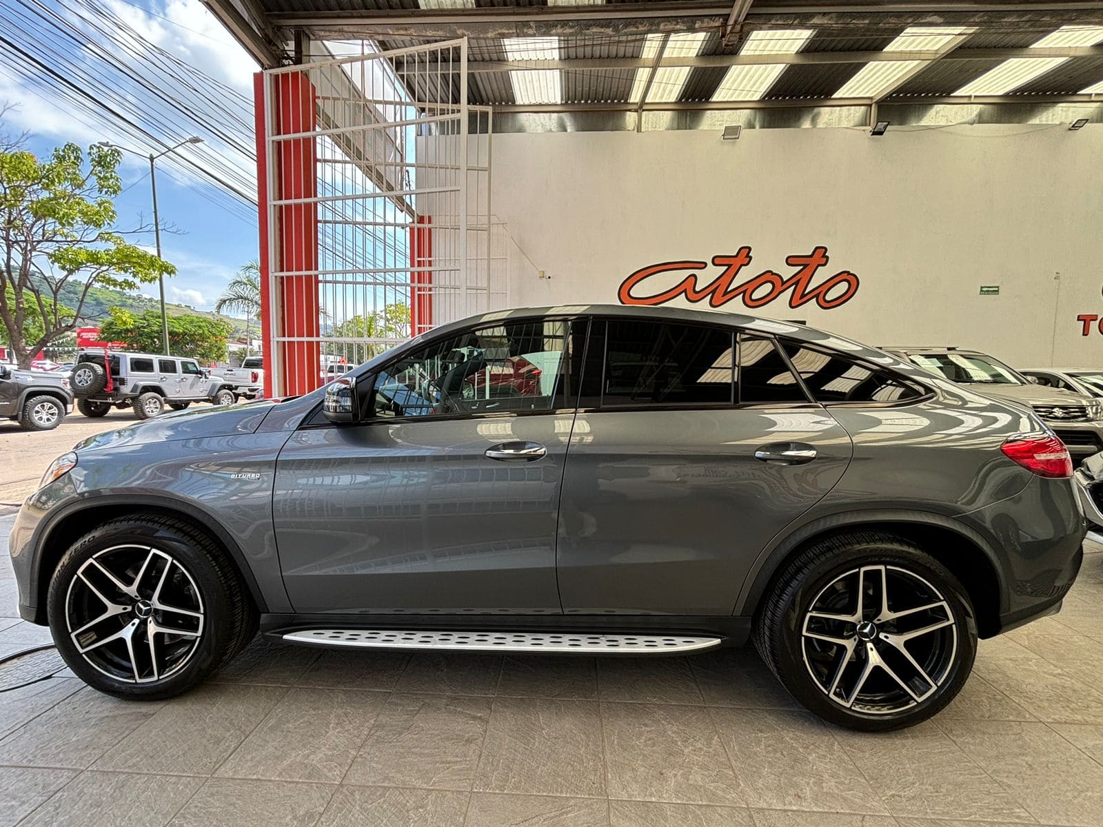 Mercedes-Benz Clase GLE 2019 43 Amg Automático Gris