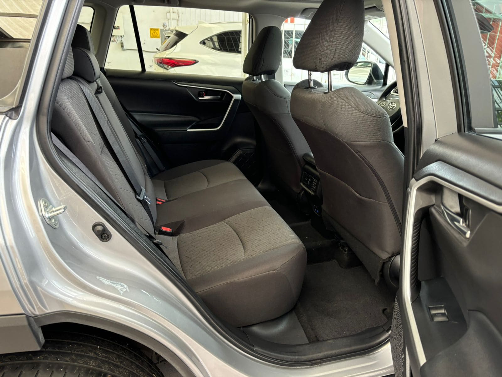 Toyota Rav4 2022 XLE Automático Plata