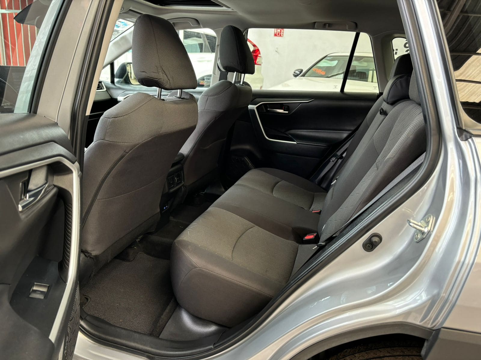 Toyota Rav4 2022 XLE Automático Plata