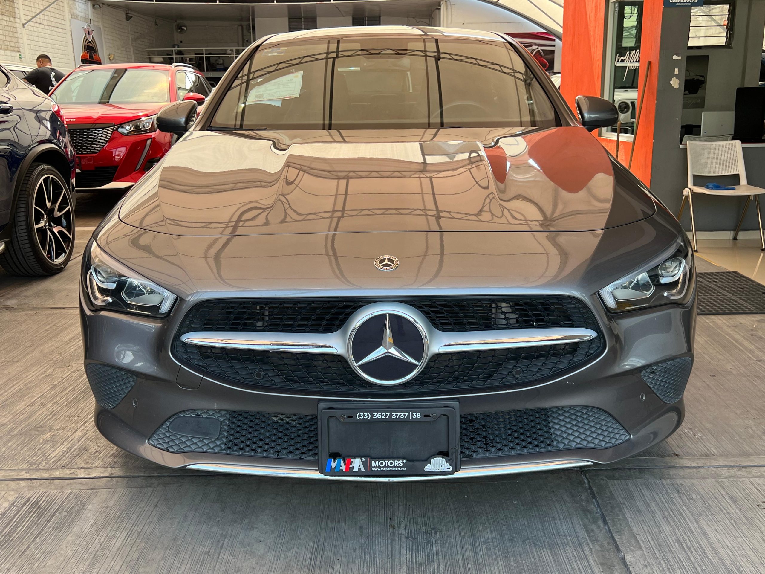 Mercedes-Benz Clase CLA 2022 Progressive Automático Gris