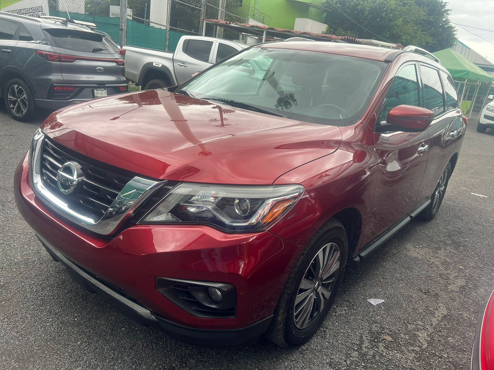 Nissan Pathfinder 2017 EXCLUSIVE Automático Rojo