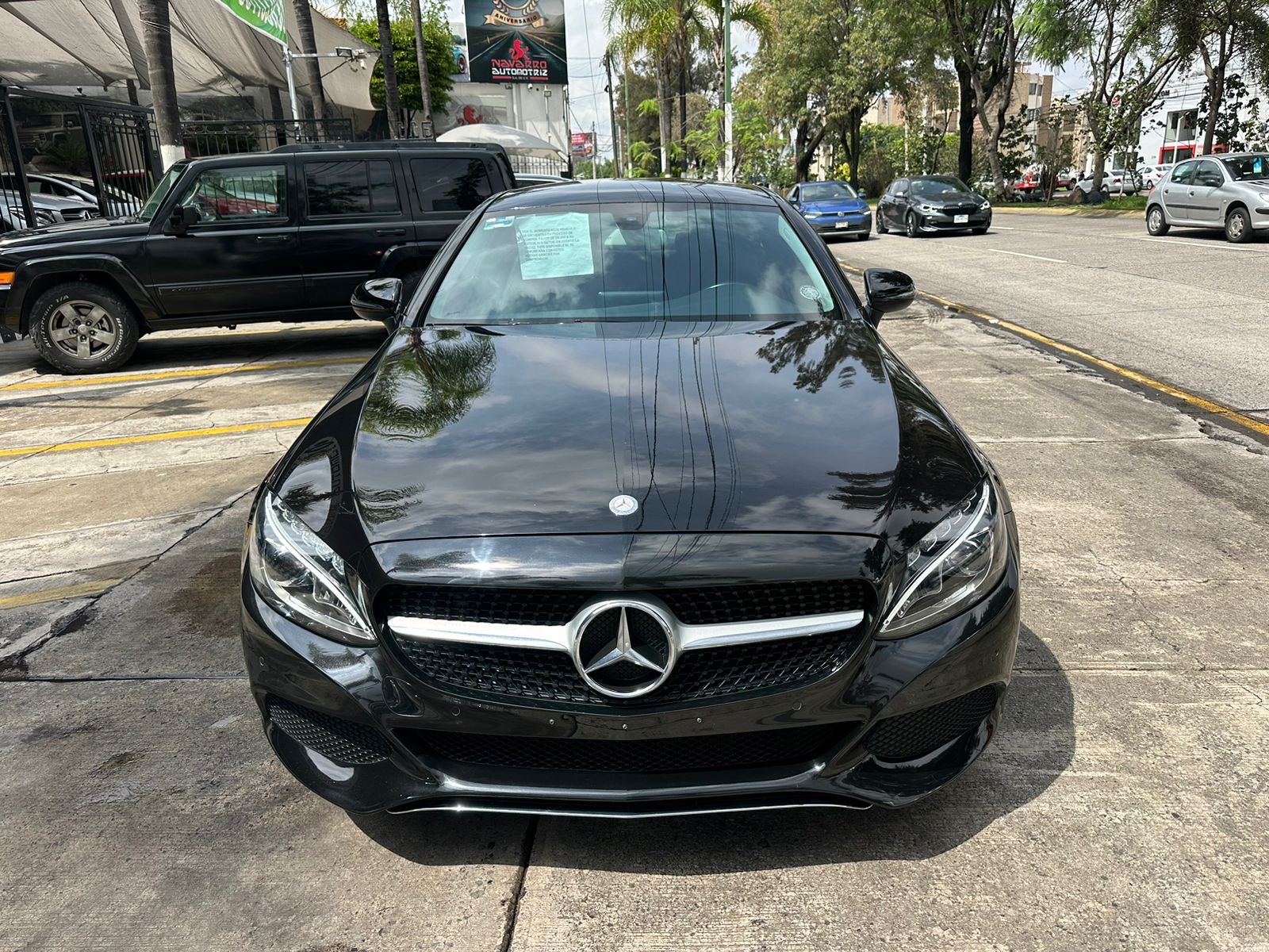 Mercedes-Benz Clase C 2017 200 Automático Negro