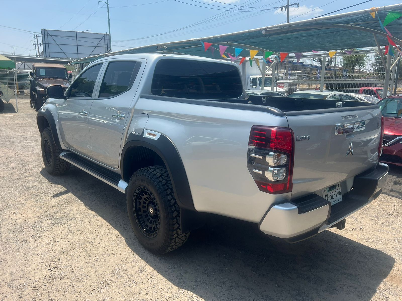 Mitsubishi L200 2021 4X4 Manual Plata