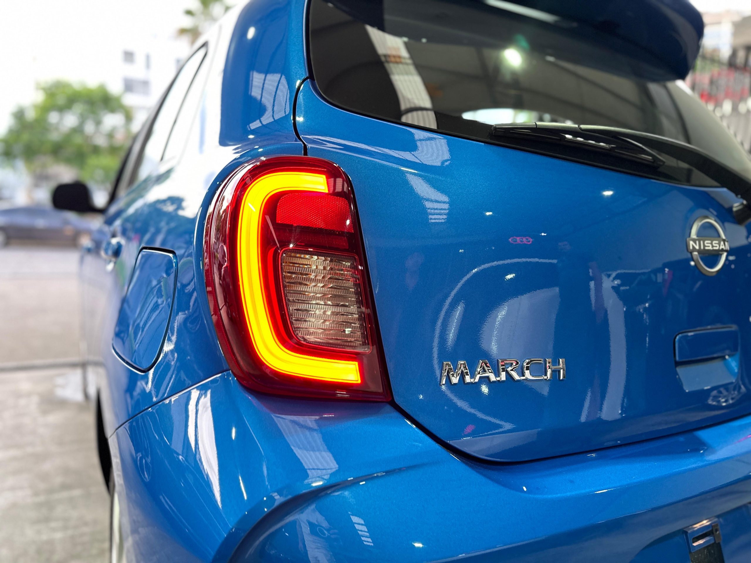 Nissan March 2023 ADVANCE. AUT Azul