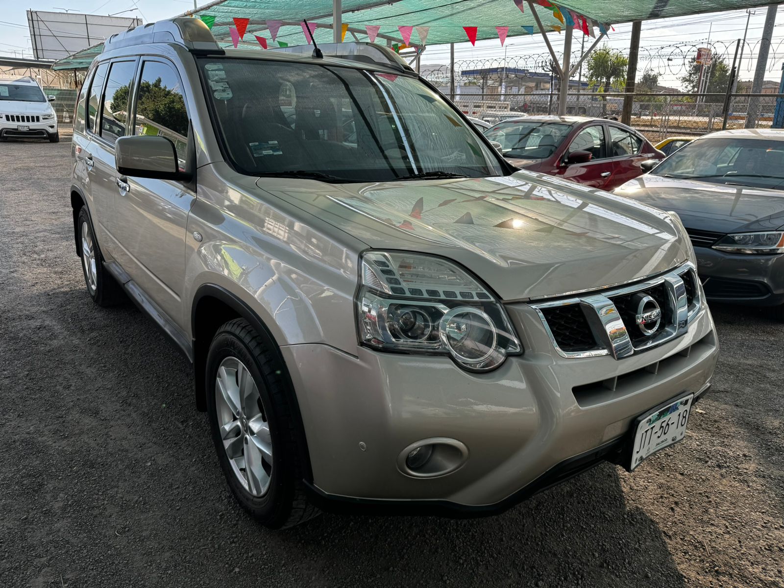 Nissan X-Trail 2014 ADVANCE Automático Rojo