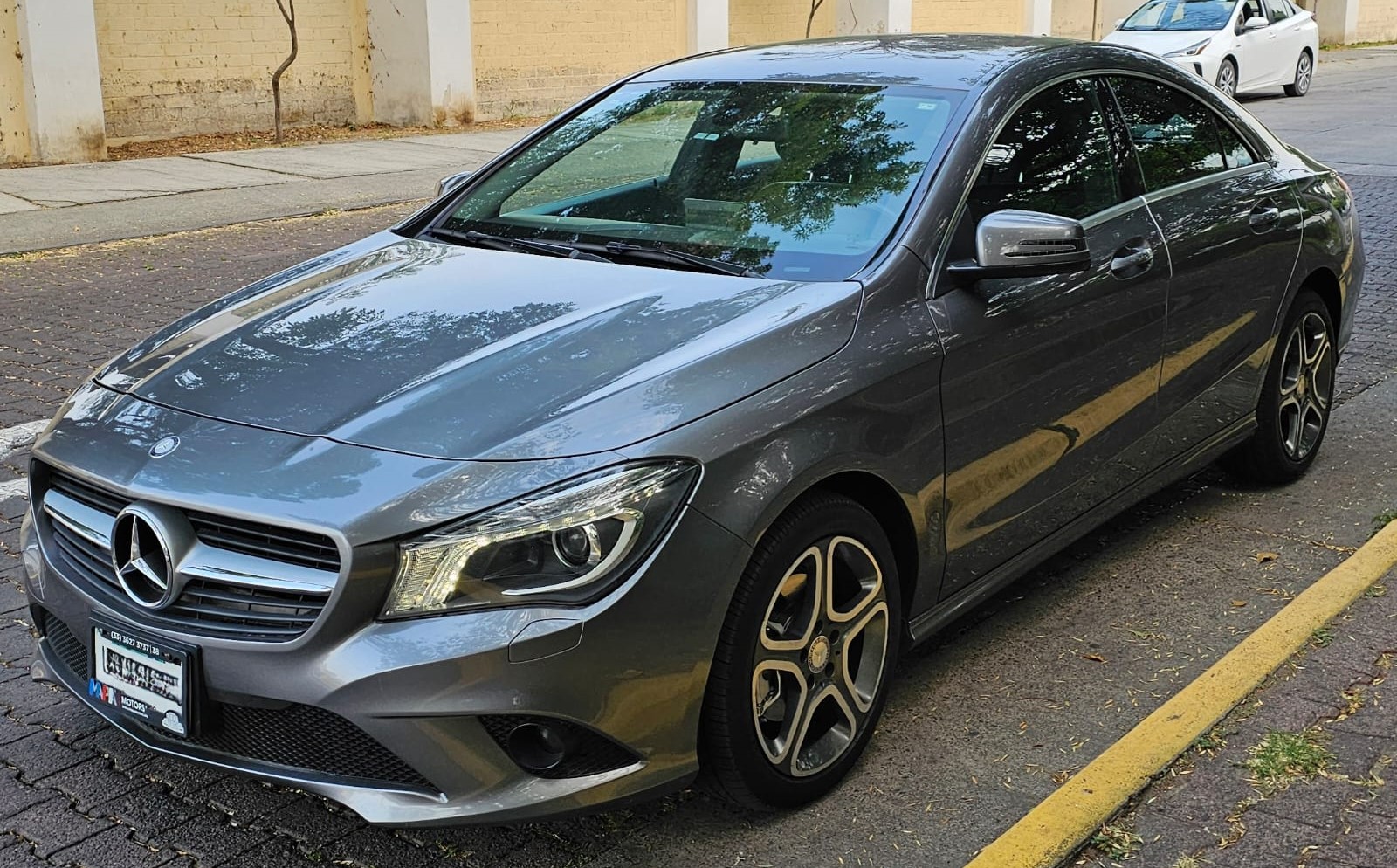 Mercedes-Benz Clase CLA 2016 Sport Automático Gris