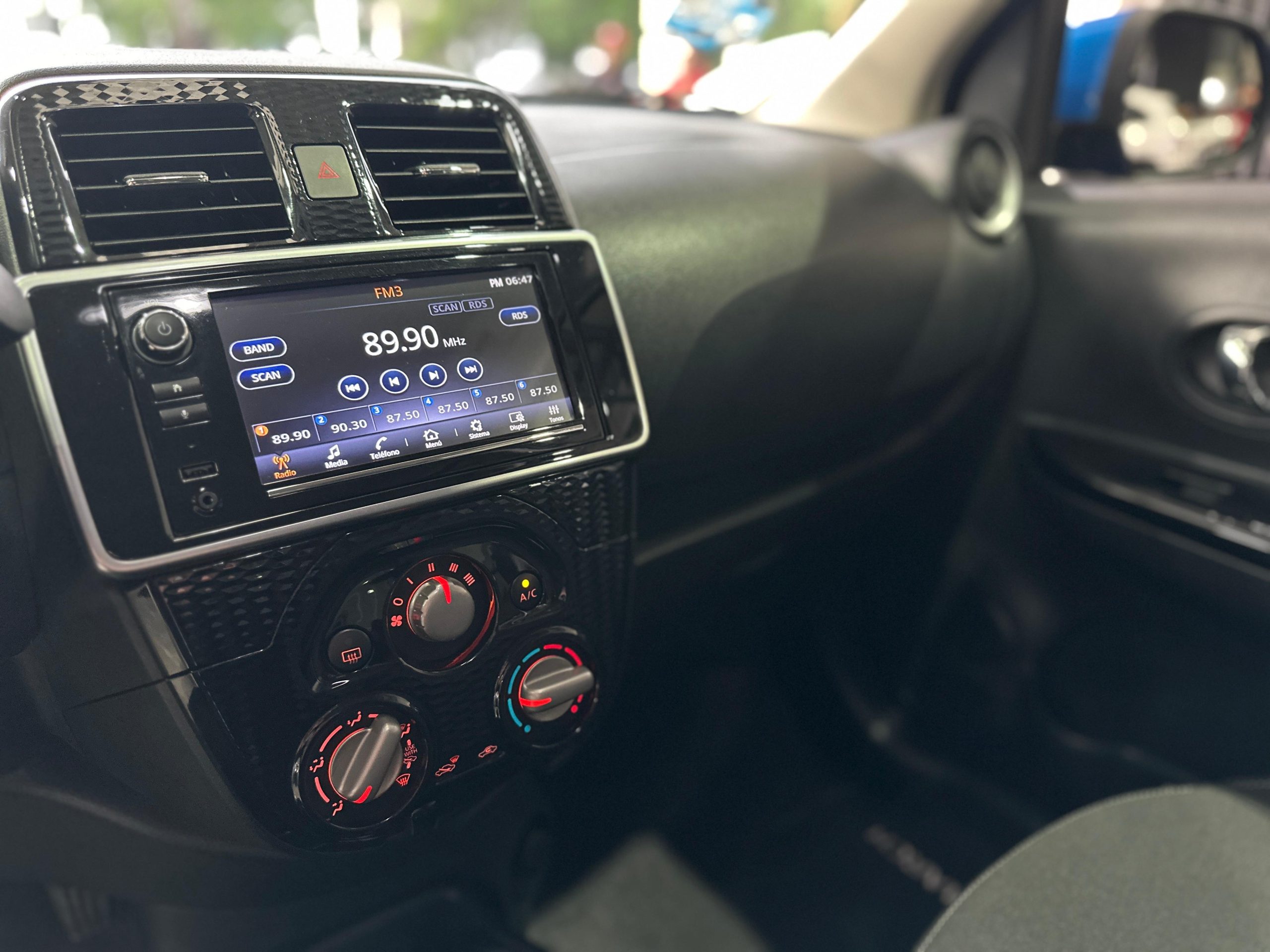 Nissan March 2023 ADVANCE. AUT Azul