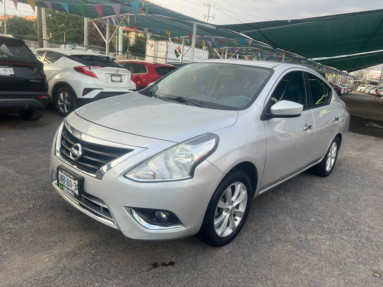 Nissan Versa 2017 ADVANCE Manual Plata