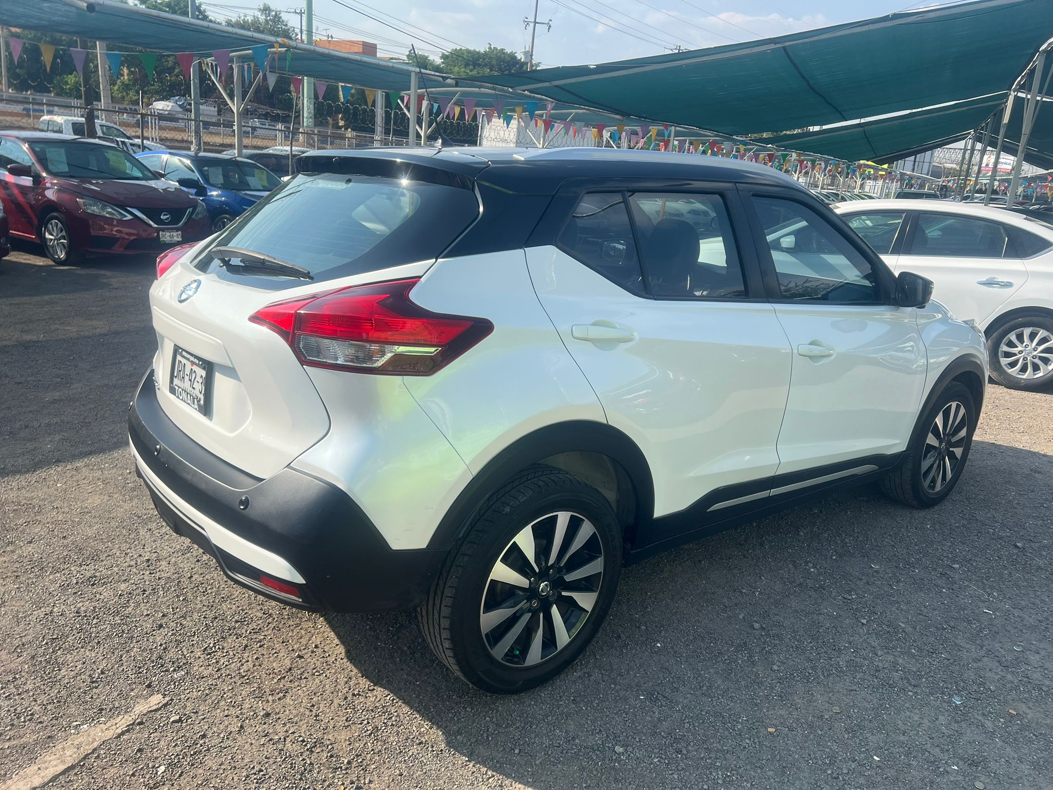 Nissan Kicks 2018 EXCLUSIVE Automático Blanco