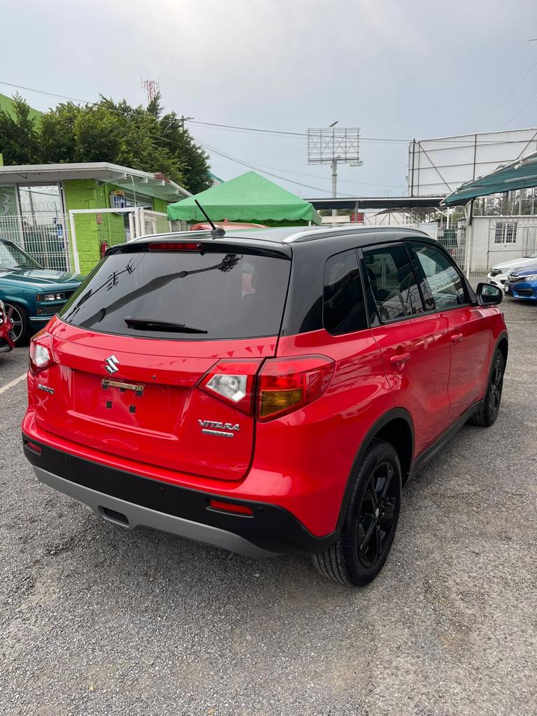 Suzuki Vitara 2018 BOOSTERJET Manual Rojo