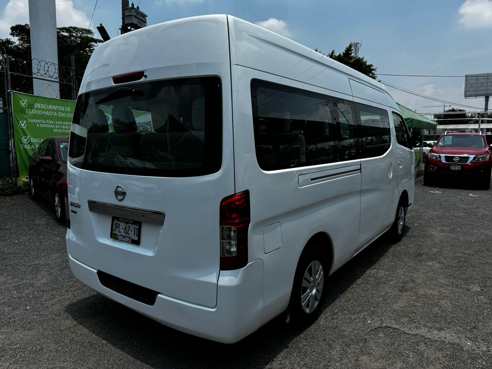 Nissan Urvan 2018 NV 350 15 PASAJEROS Manual Blanco