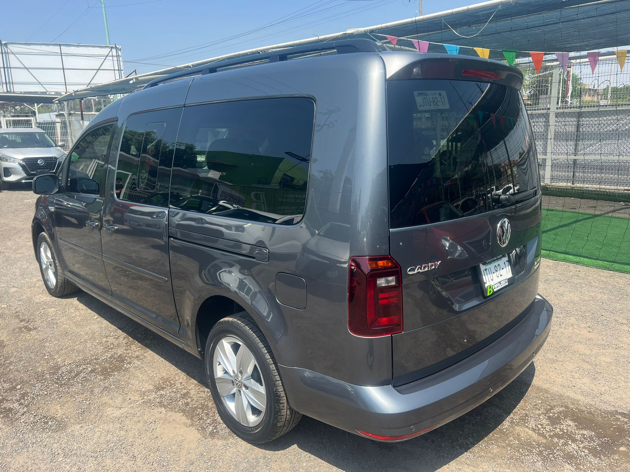 Volkswagen Caddy 2018 MAXI Manual Gris