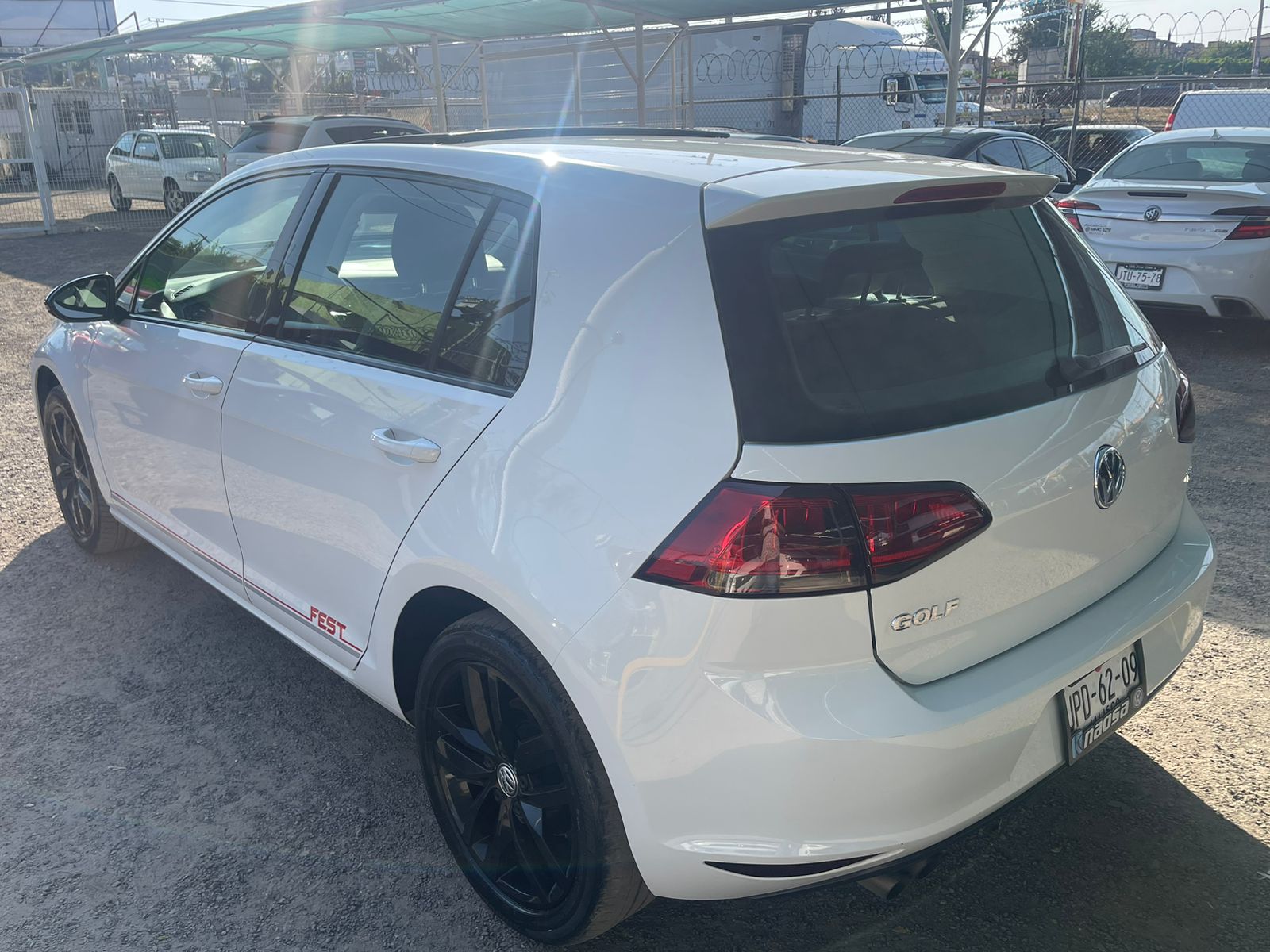 Volkswagen Golf 2017 FEST Automático Blanco