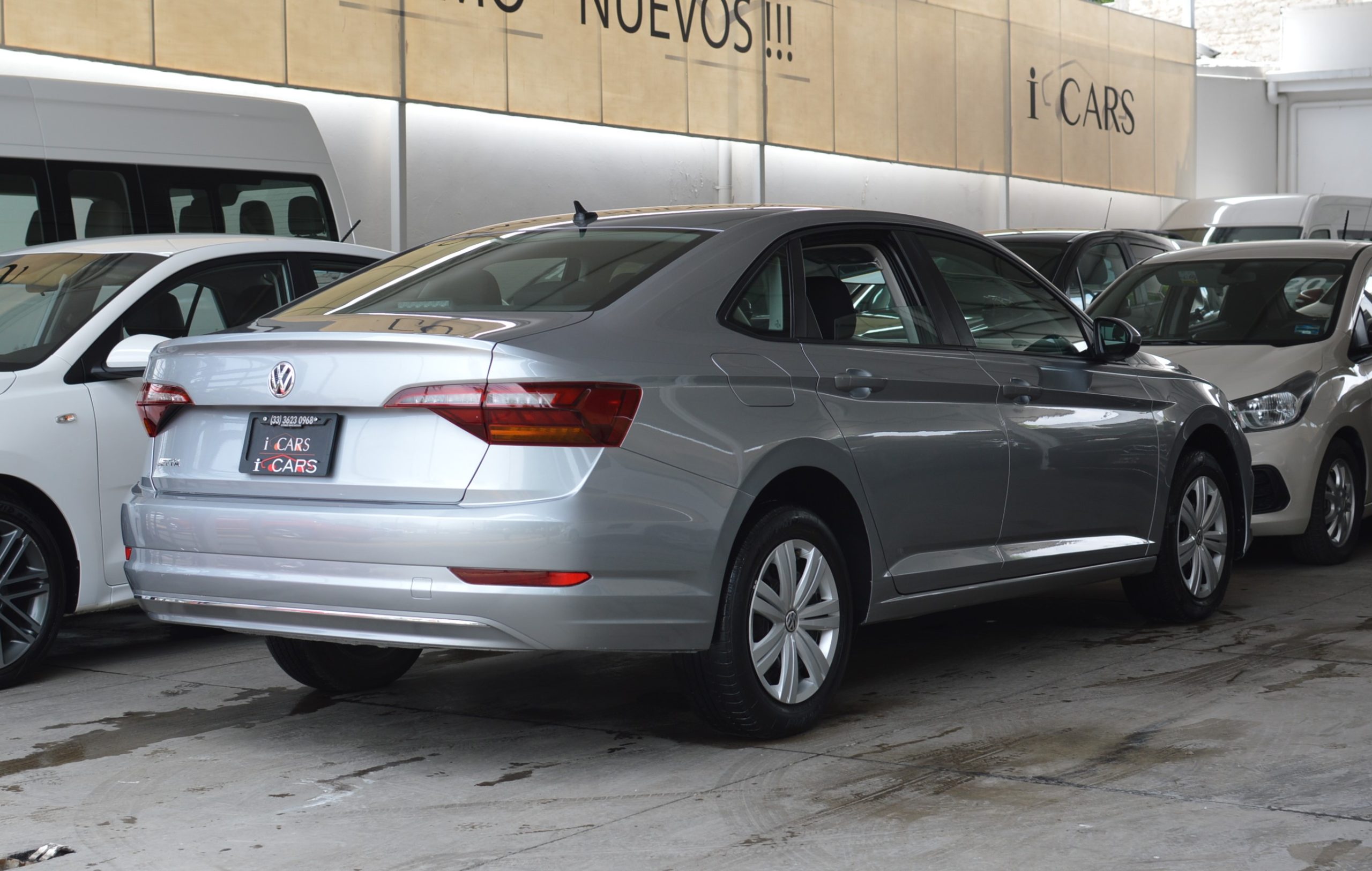 Volkswagen Jetta 2019 Trendline Automático Plata