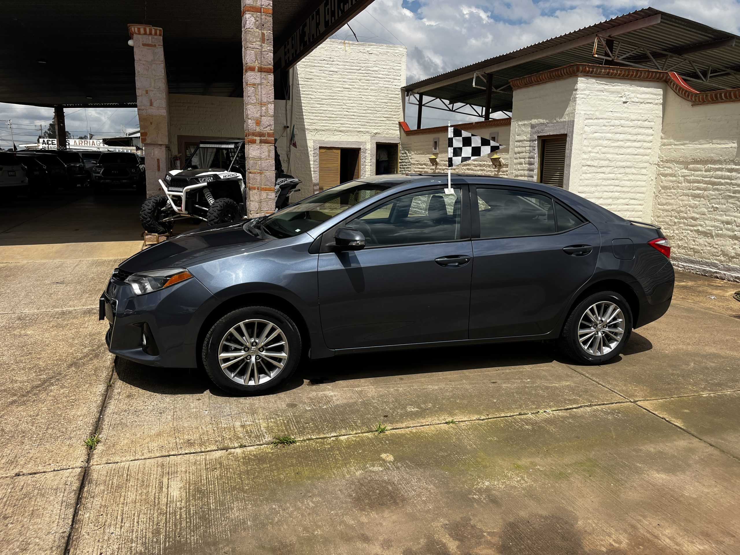 Toyota Corolla 2014 S Automático Gris