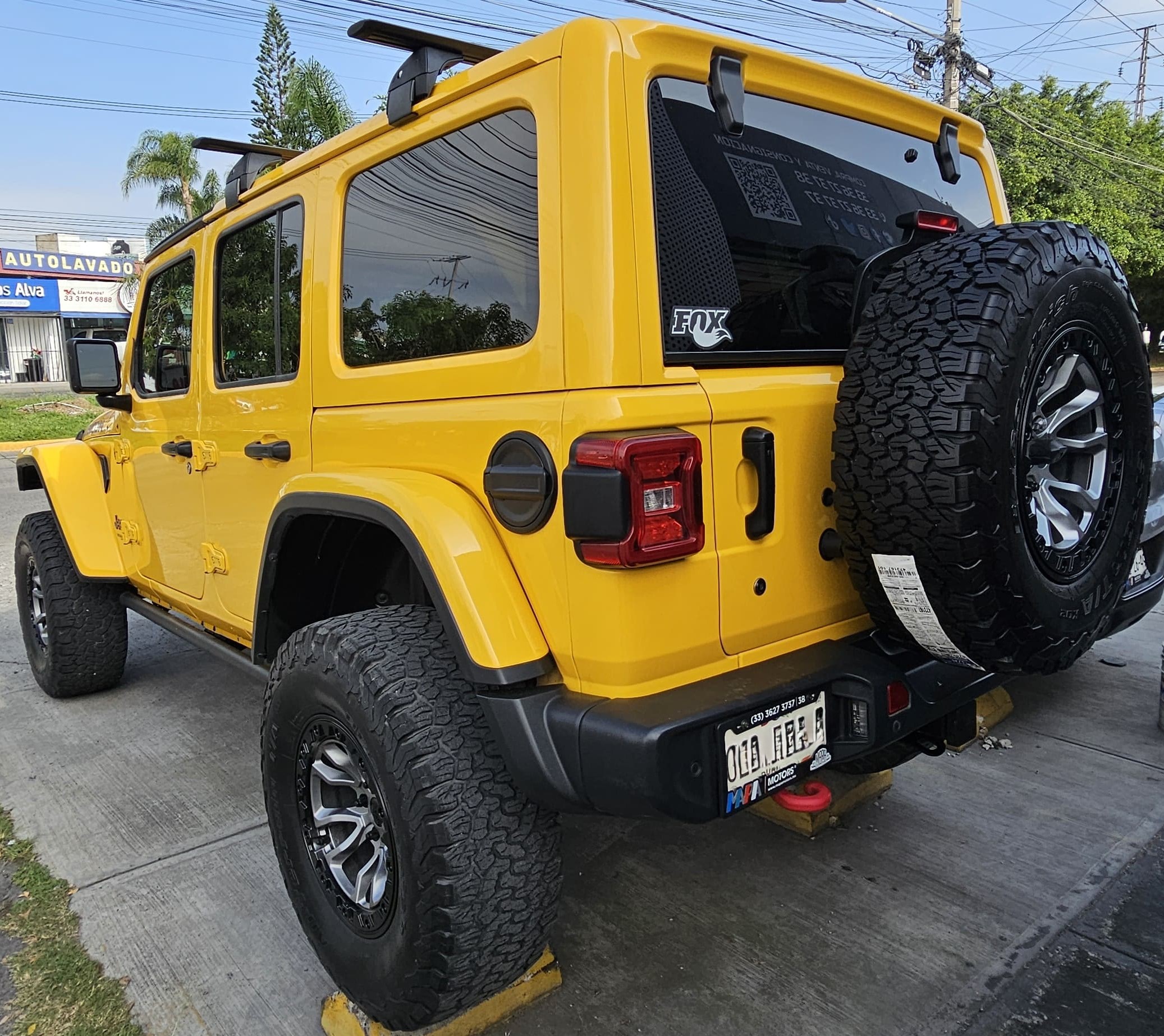 Jeep Rubicon 2018 Wrangler Unlimited Automático Amarillo