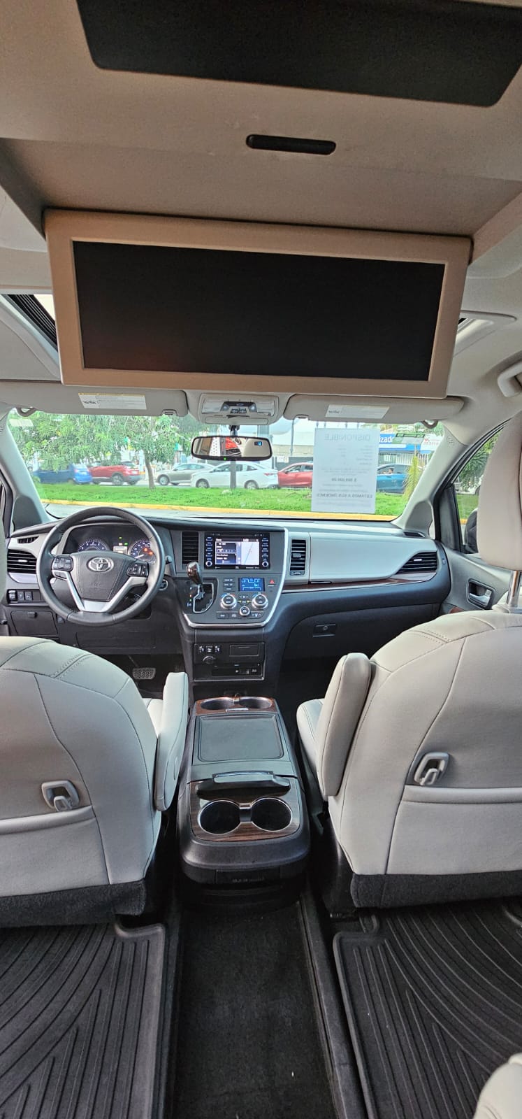 Toyota Sienna 2018 Limited Automático Gris