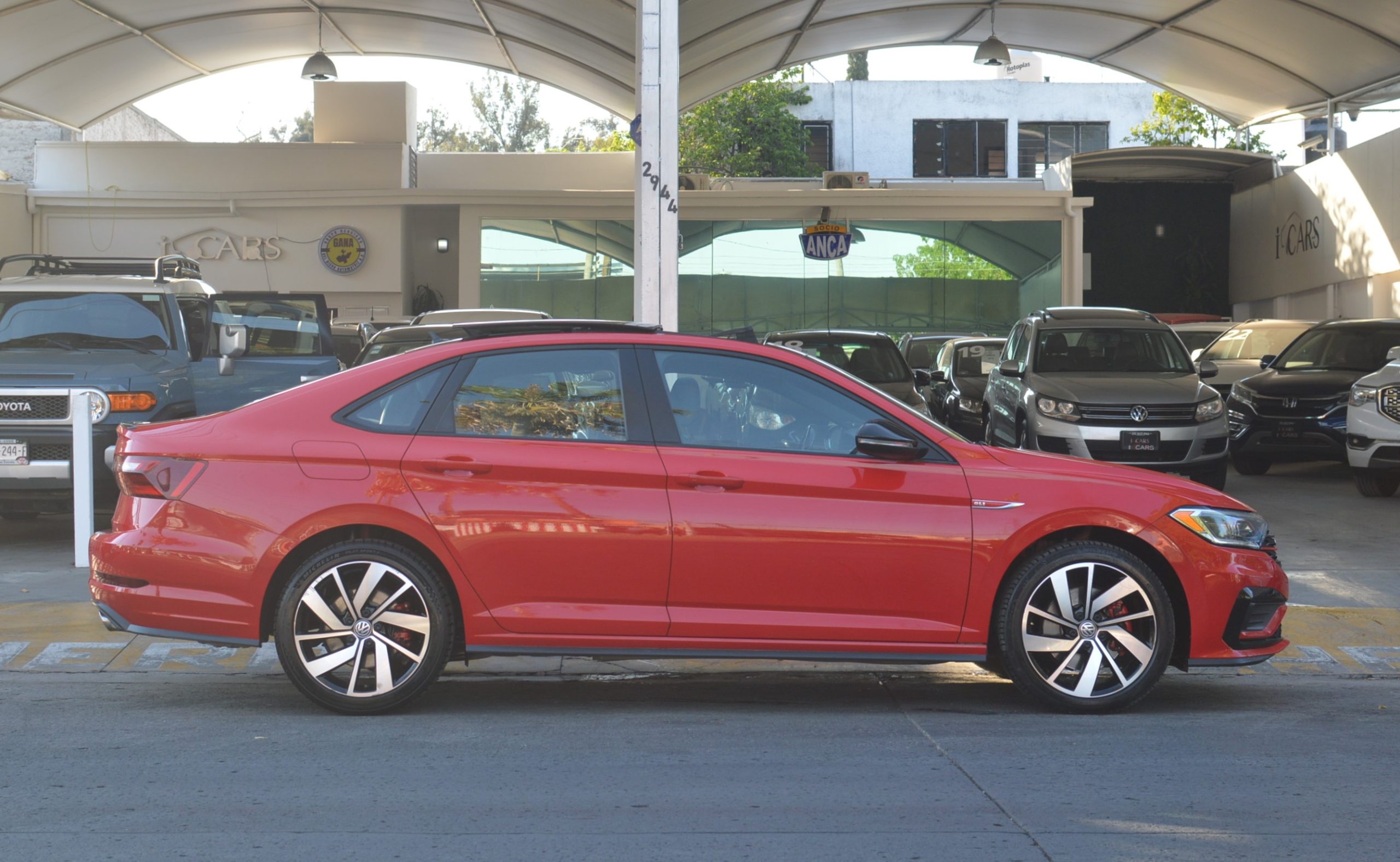 Volkswagen Jetta 2021 GLI Automático Rojo