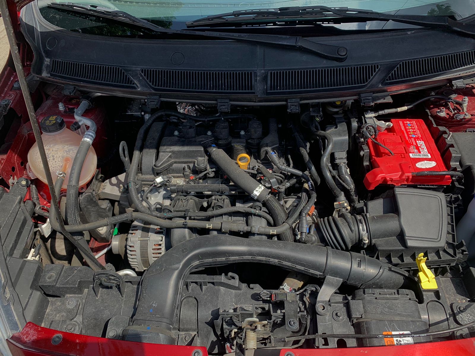 Ford Figo 2020 TITANIUM Automático Rojo