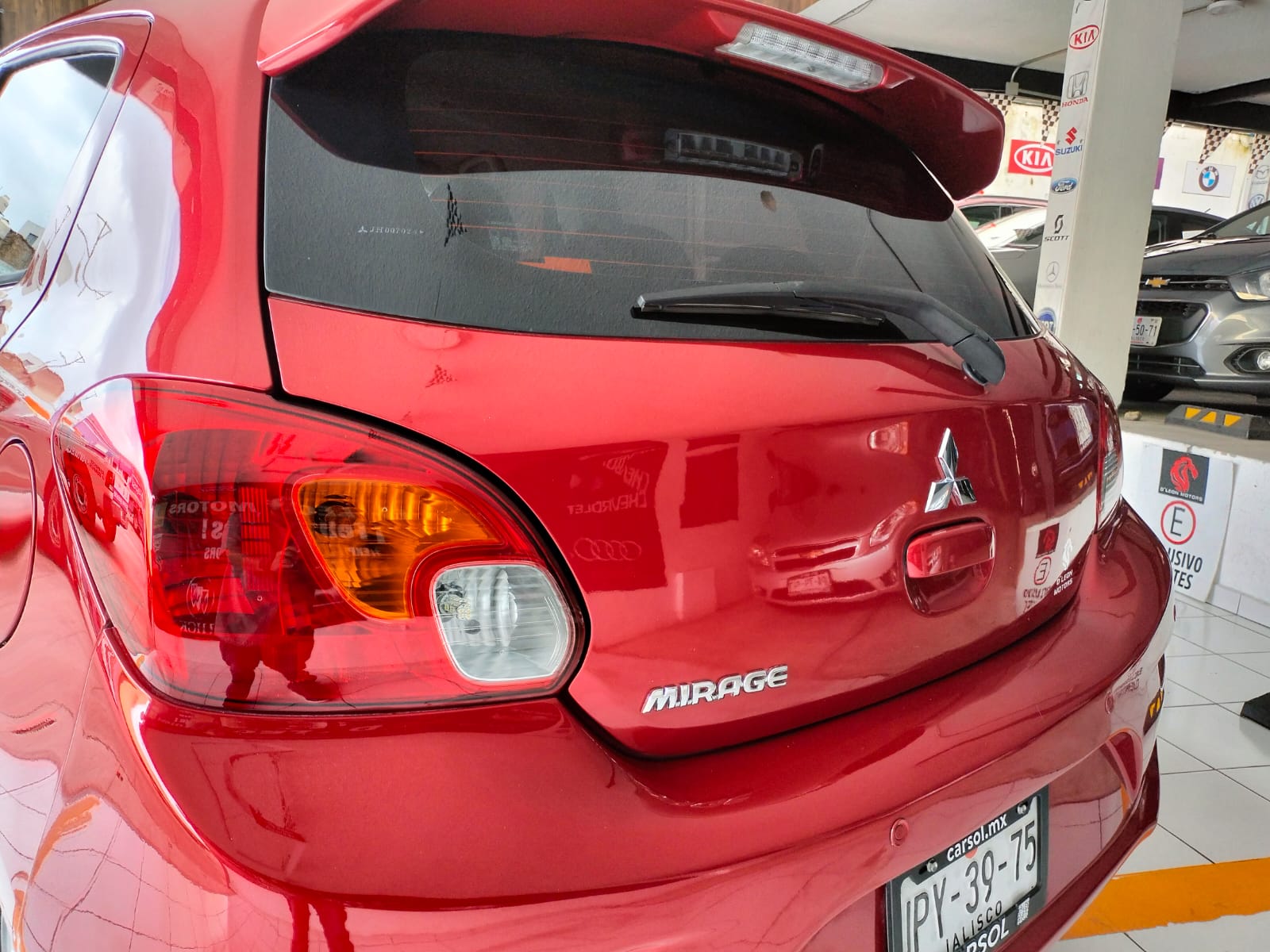 Mitsubishi Mirage 2018 Gls Premium Manual Rojo