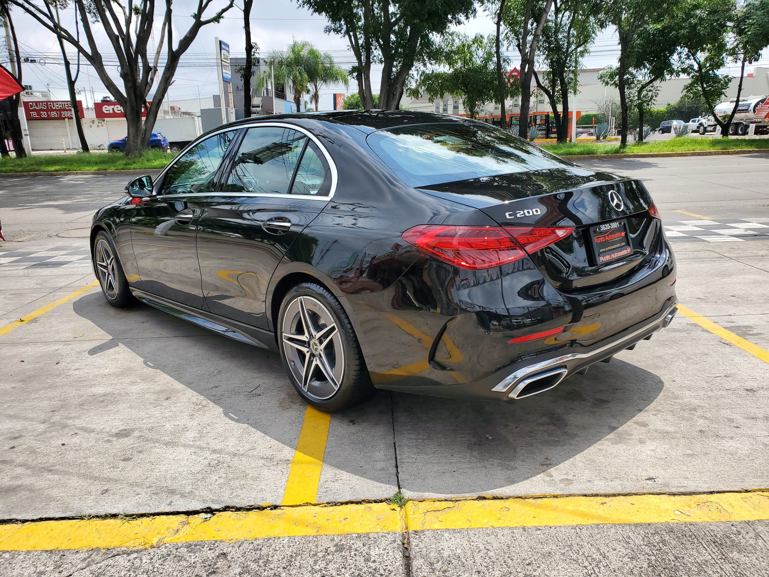 Mercedes-Benz Clase C 2022 Sport Automático Negro