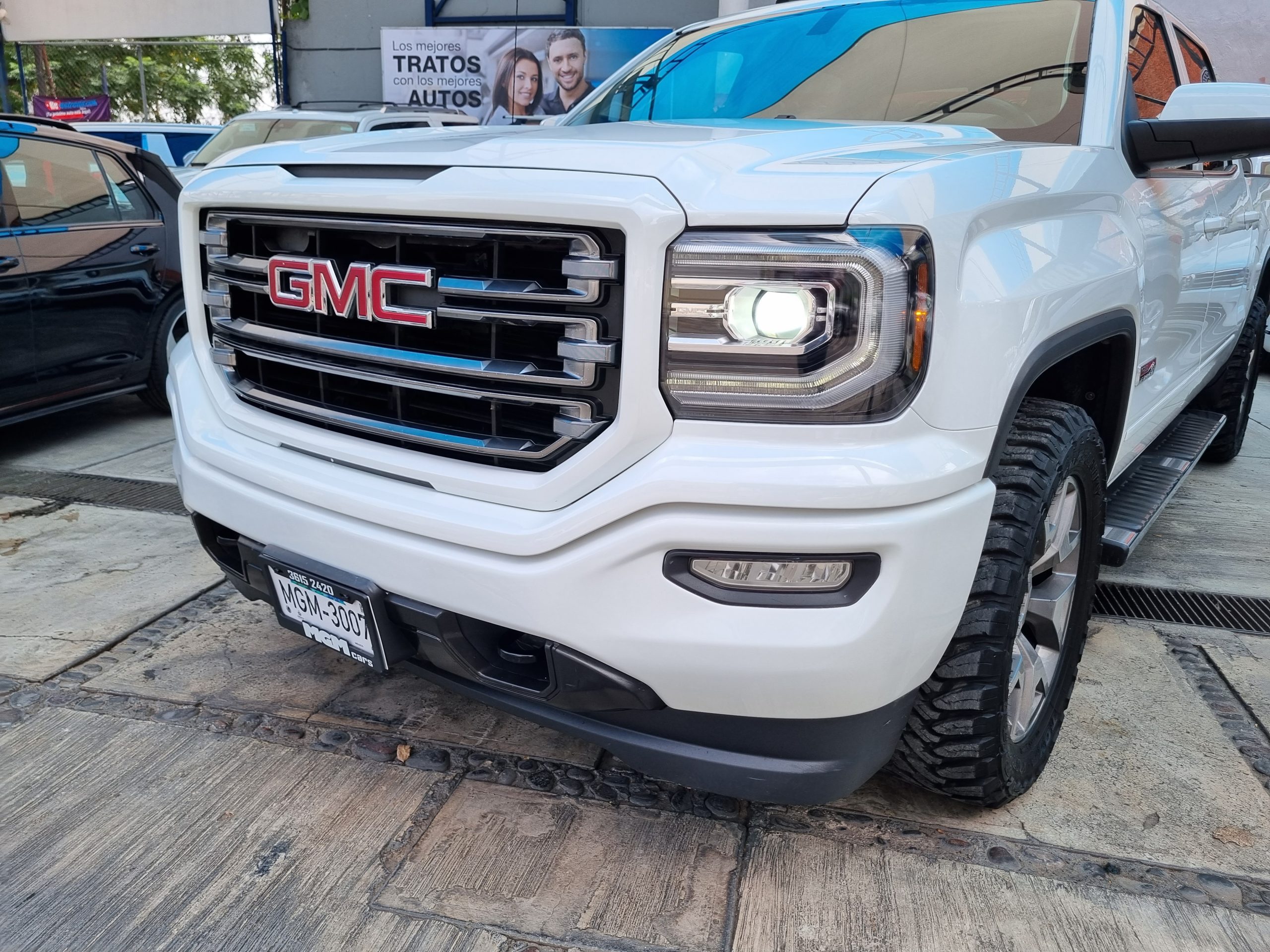 GMC Sierra 2017 ALL TERRAIN Automático Blanco