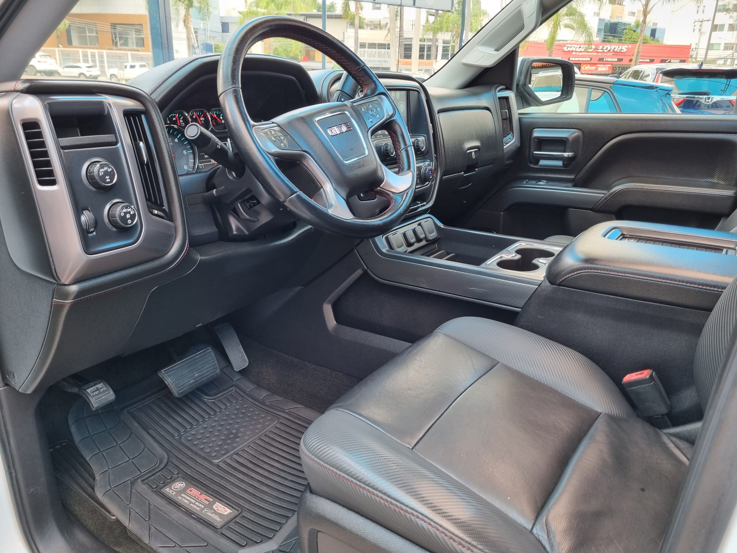 GMC Sierra 2017 ALL TERRAIN Automático Blanco