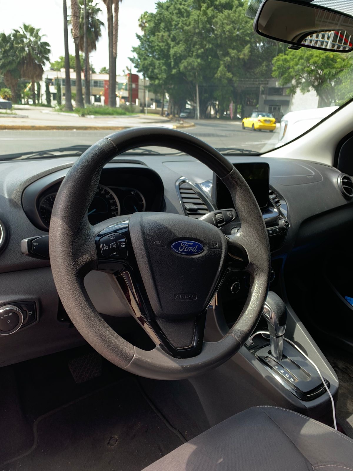 Ford Figo 2020 TITANIUM Automático Rojo