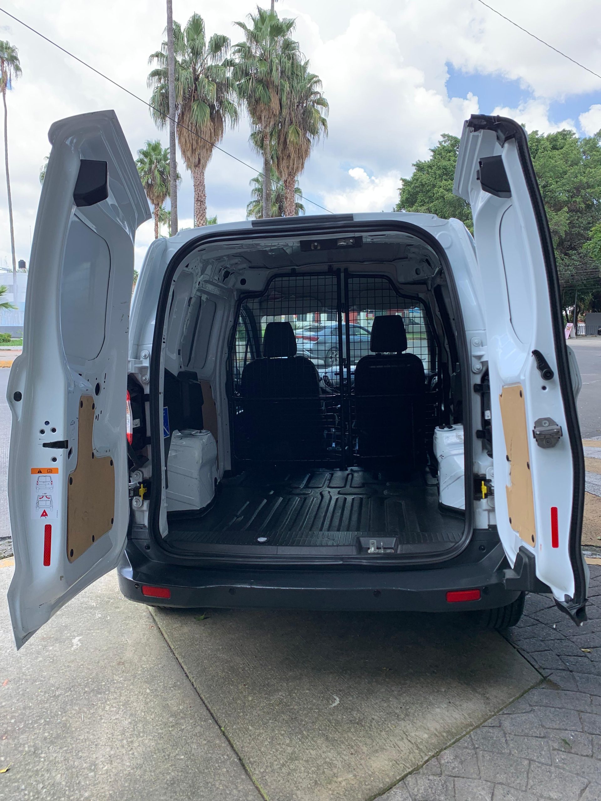 Ford Transit 2021 Manual Blanco