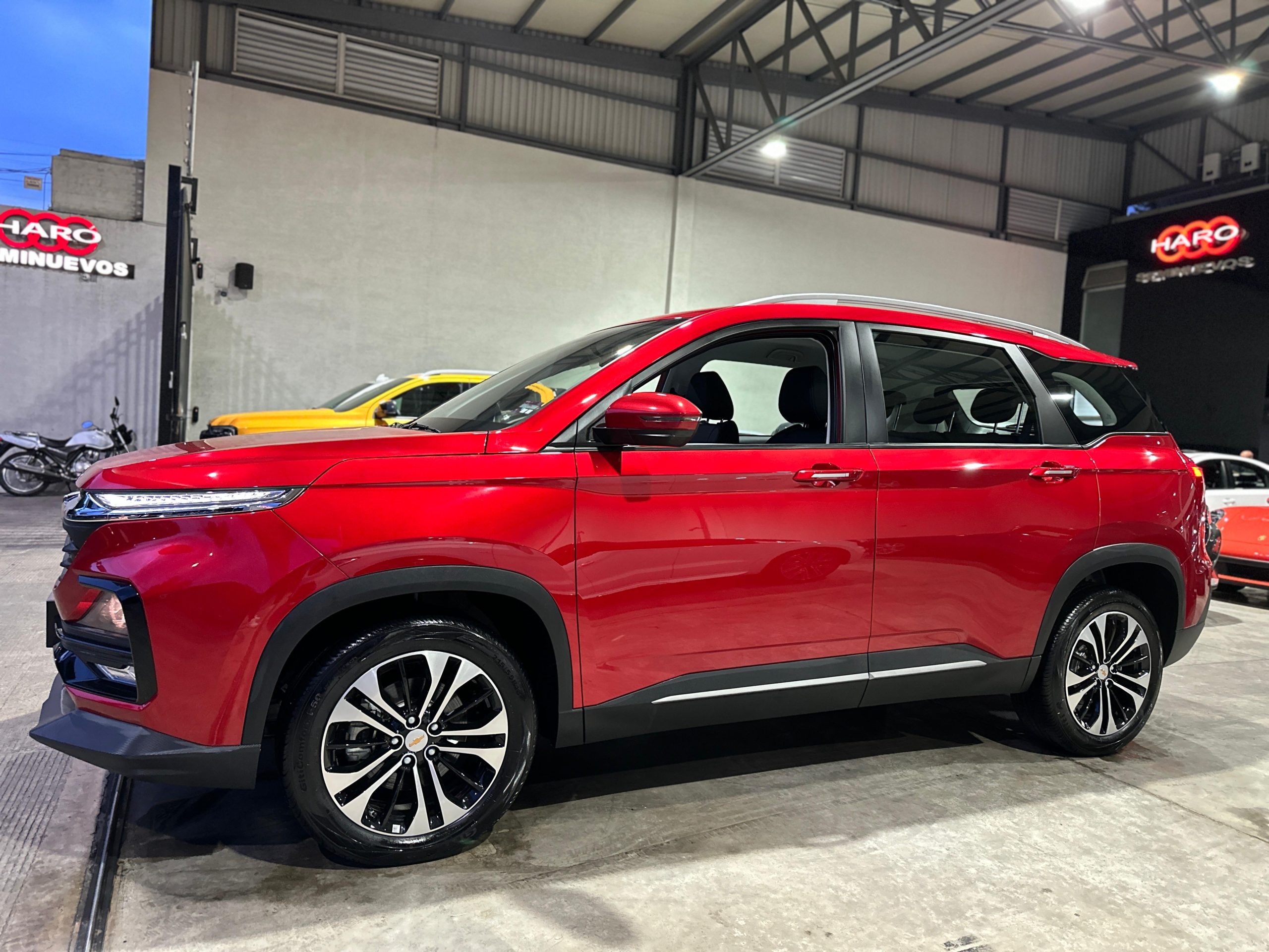 Chevrolet Captiva 2024 LT 1.5T Automático Rojo