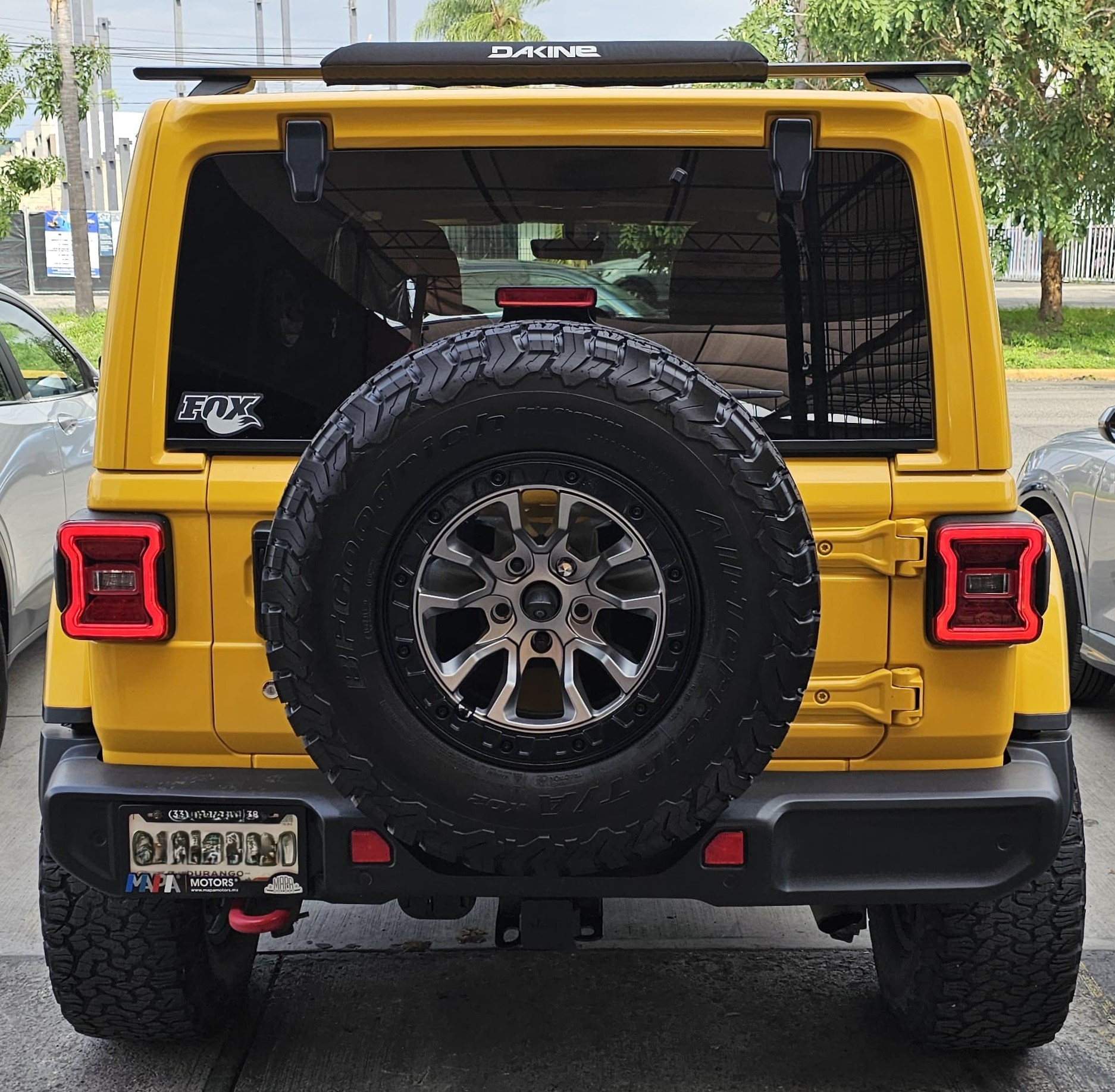 Jeep Rubicon 2018 Wrangler Unlimited Automático Amarillo