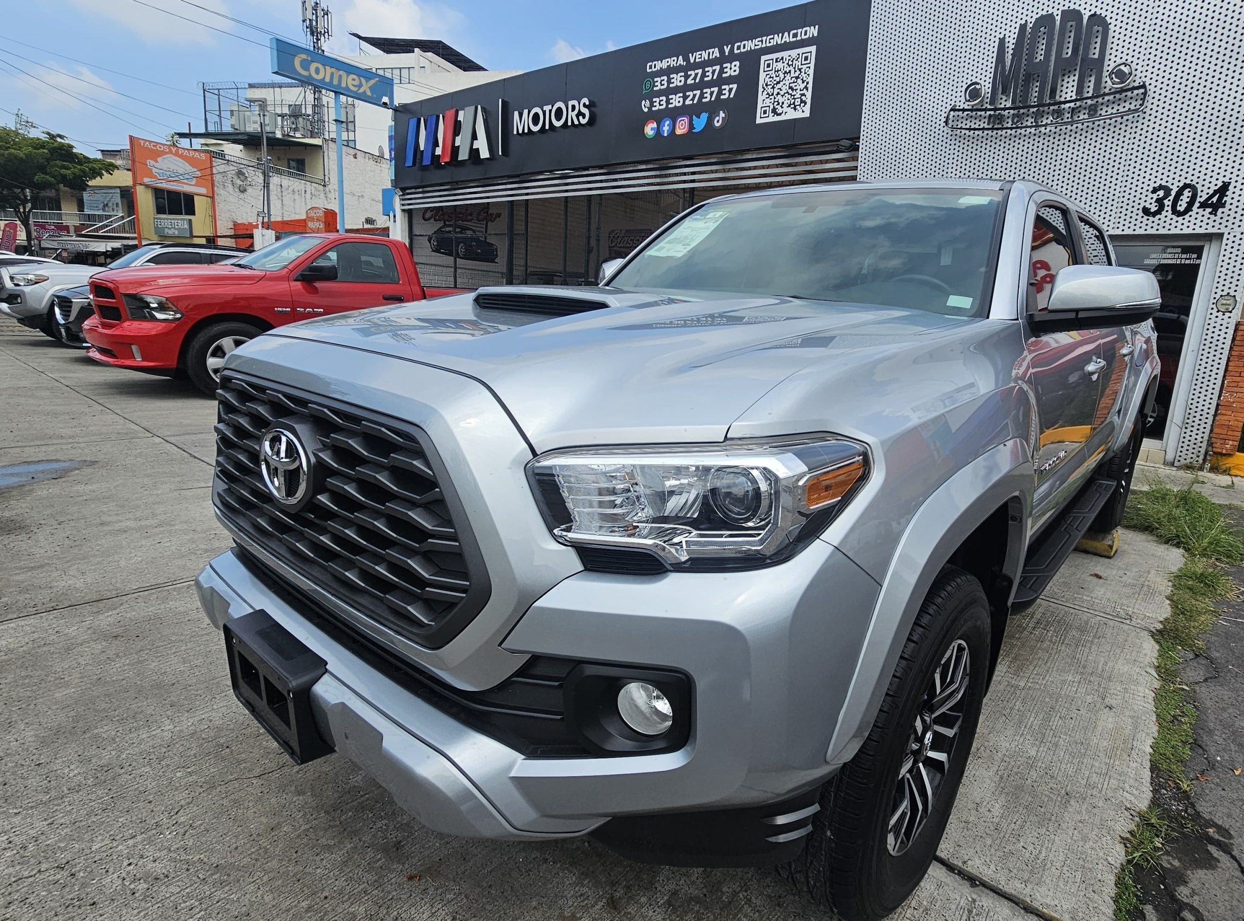 Toyota Tacoma 2022 TRD Sport 4X2 Automático Rojo