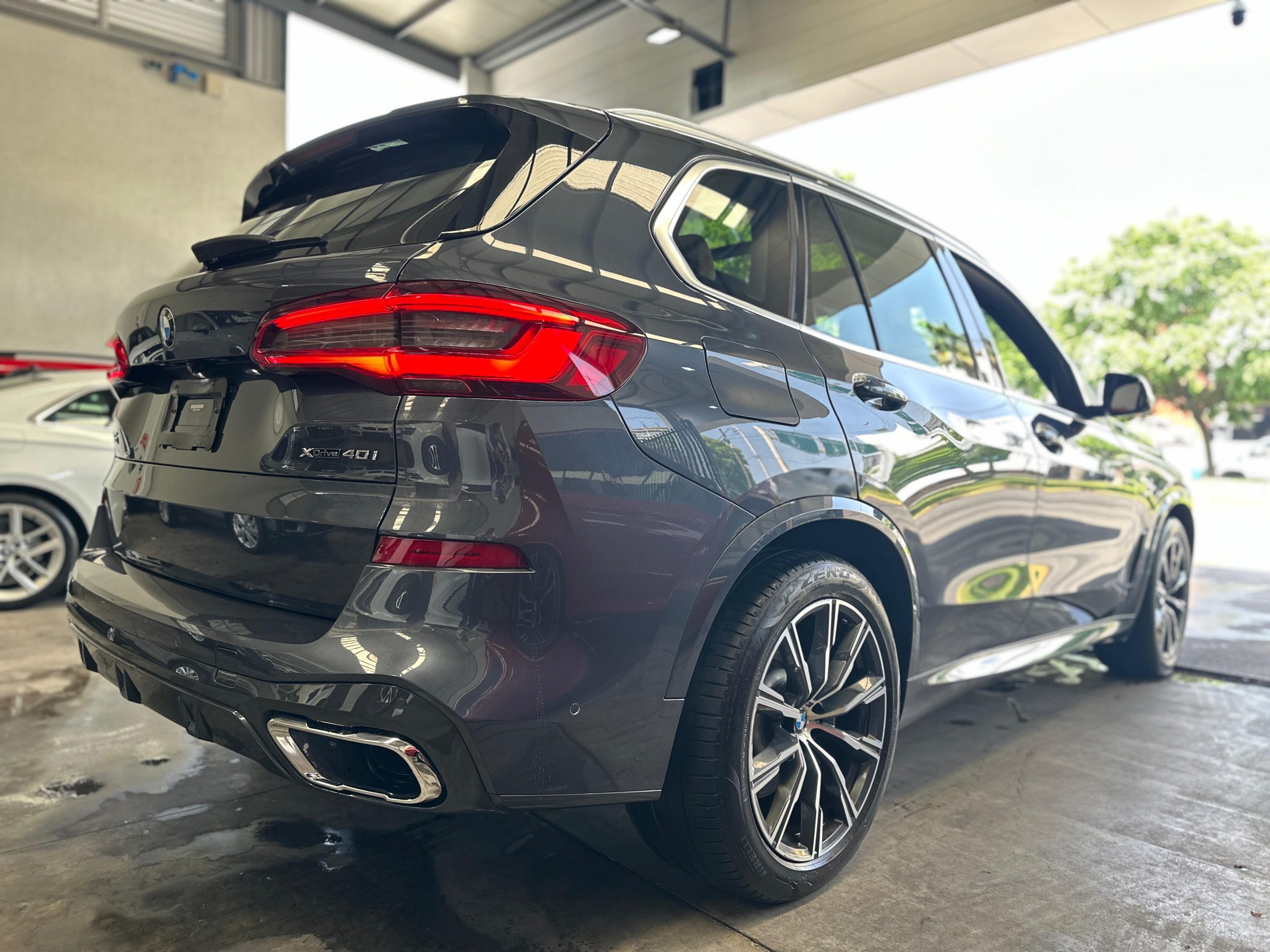 BMW X5 2019 M SPORT V6 Automático Gris