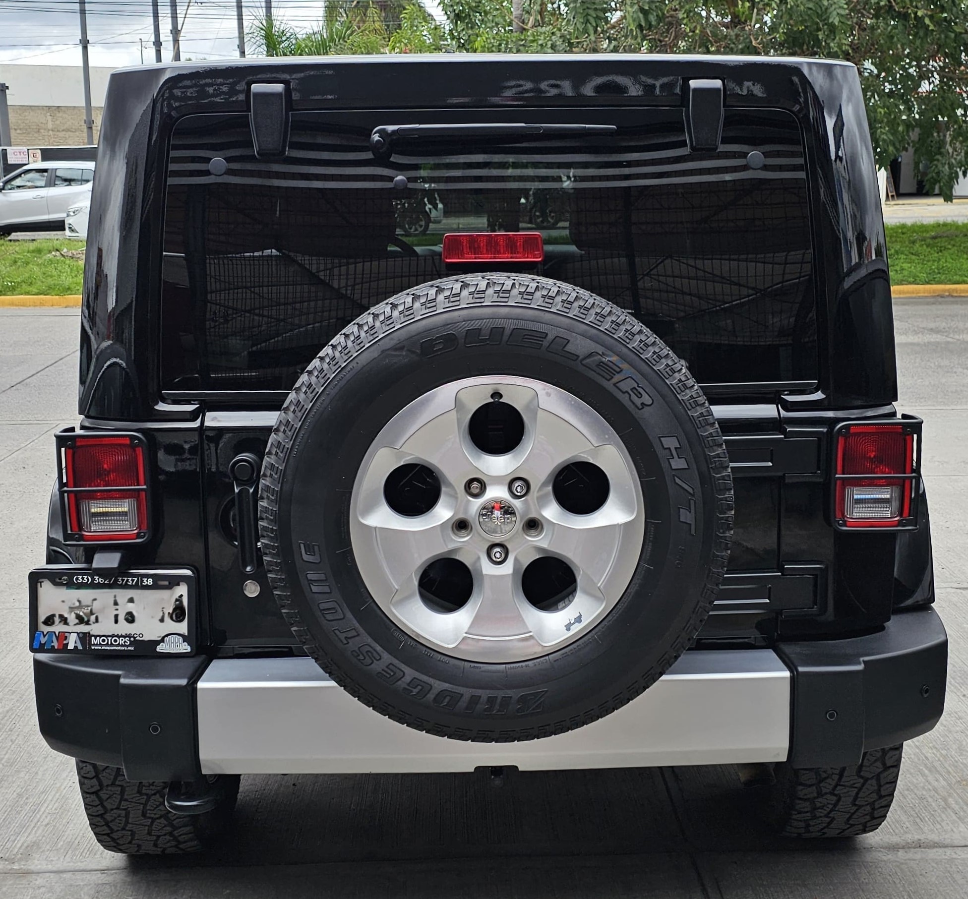 Jeep Wrangler 2015 Sahara Automático Negro