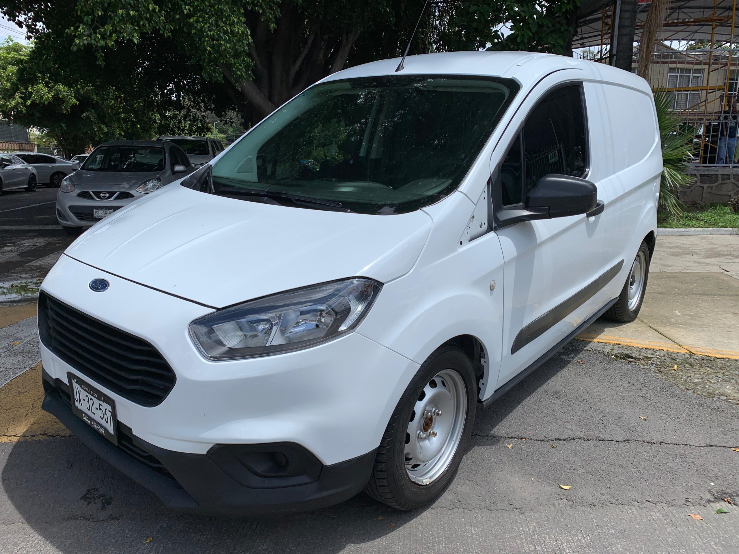 Ford Transit 2021 Manual Blanco