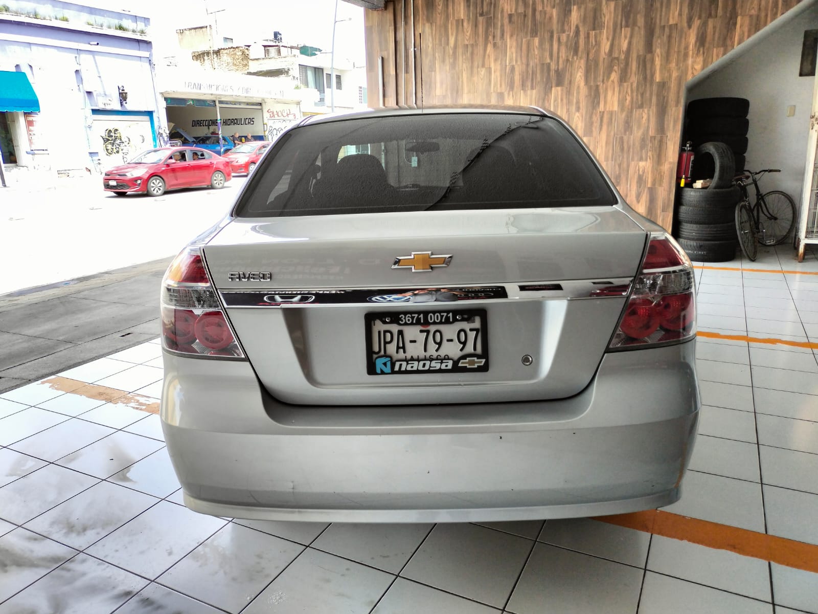 Chevrolet Aveo 2018 LTZ Automático Plata