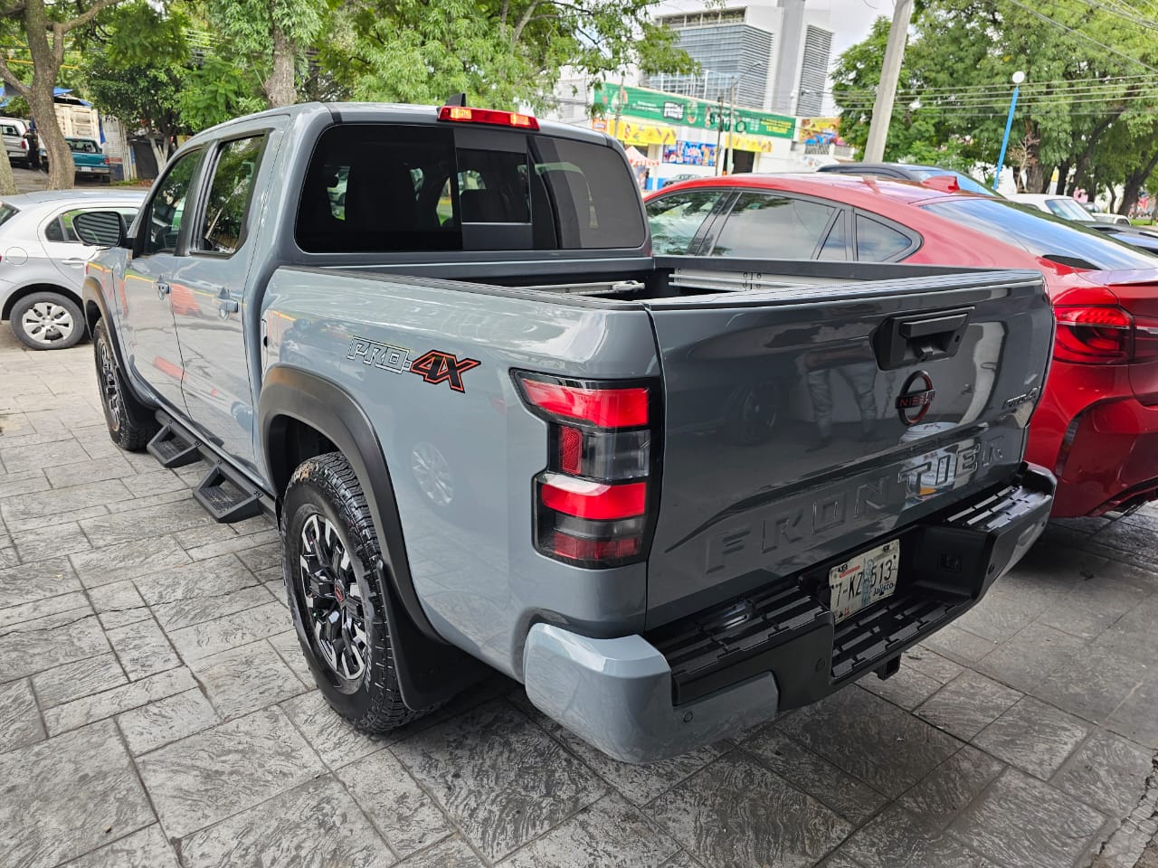 Nissan Frontier 2023 PRO 4X V6 Automático Gris