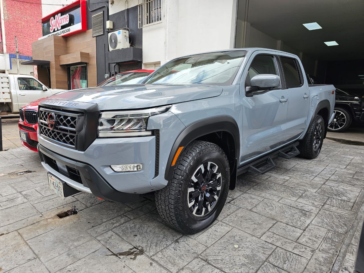 Nissan Frontier 2023 PRO 4X V6 Automático Gris