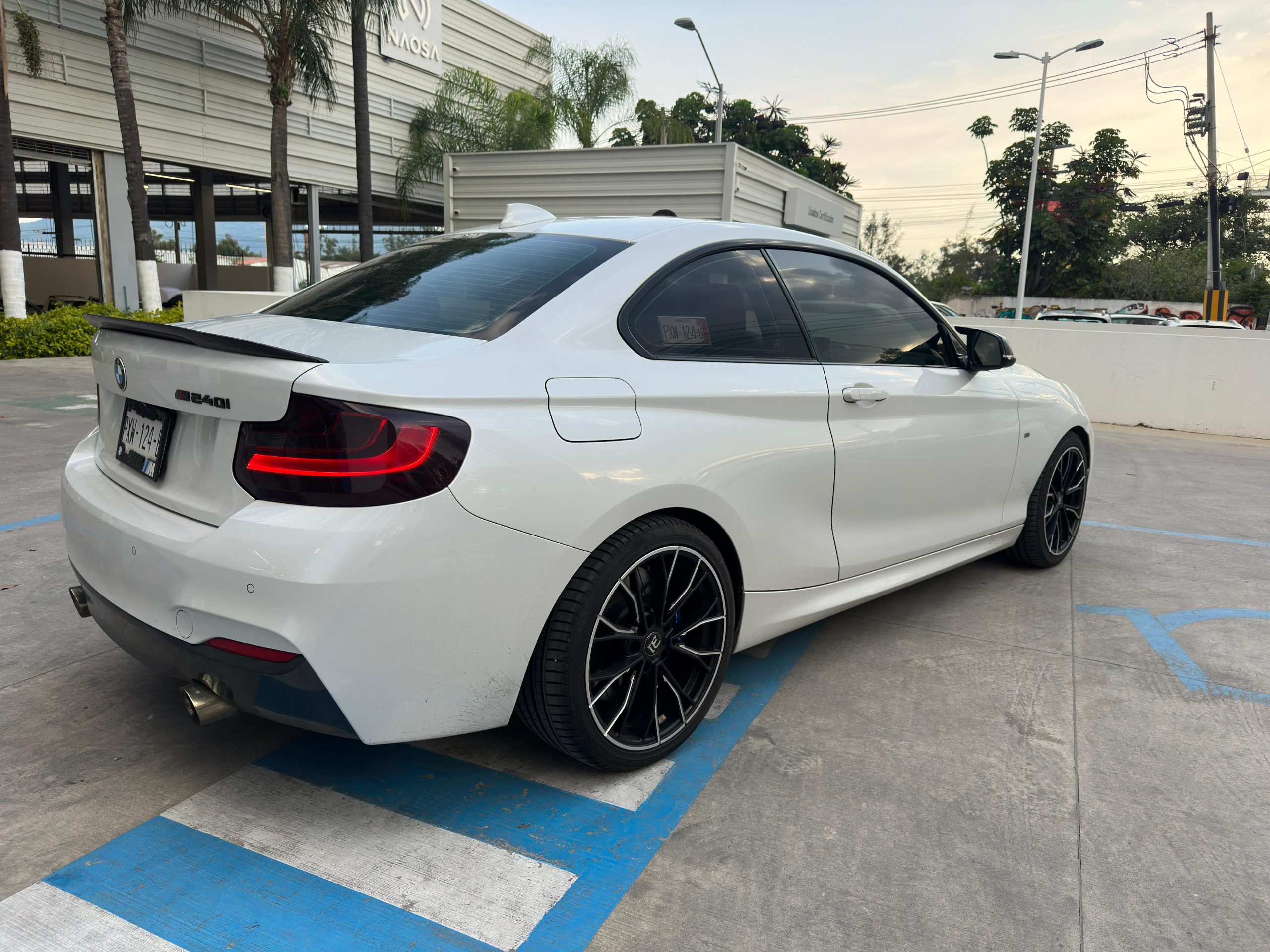 BMW Serie 2 2017 M 240iA Automático Blanco