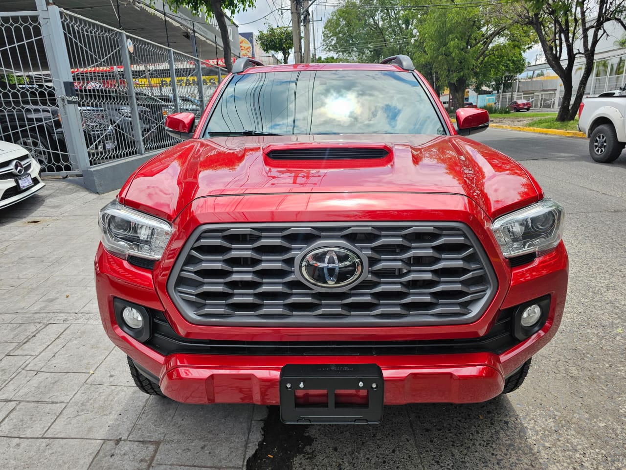 Toyota Tacoma 2021 EDICION ESPECIAL Automático Rojo