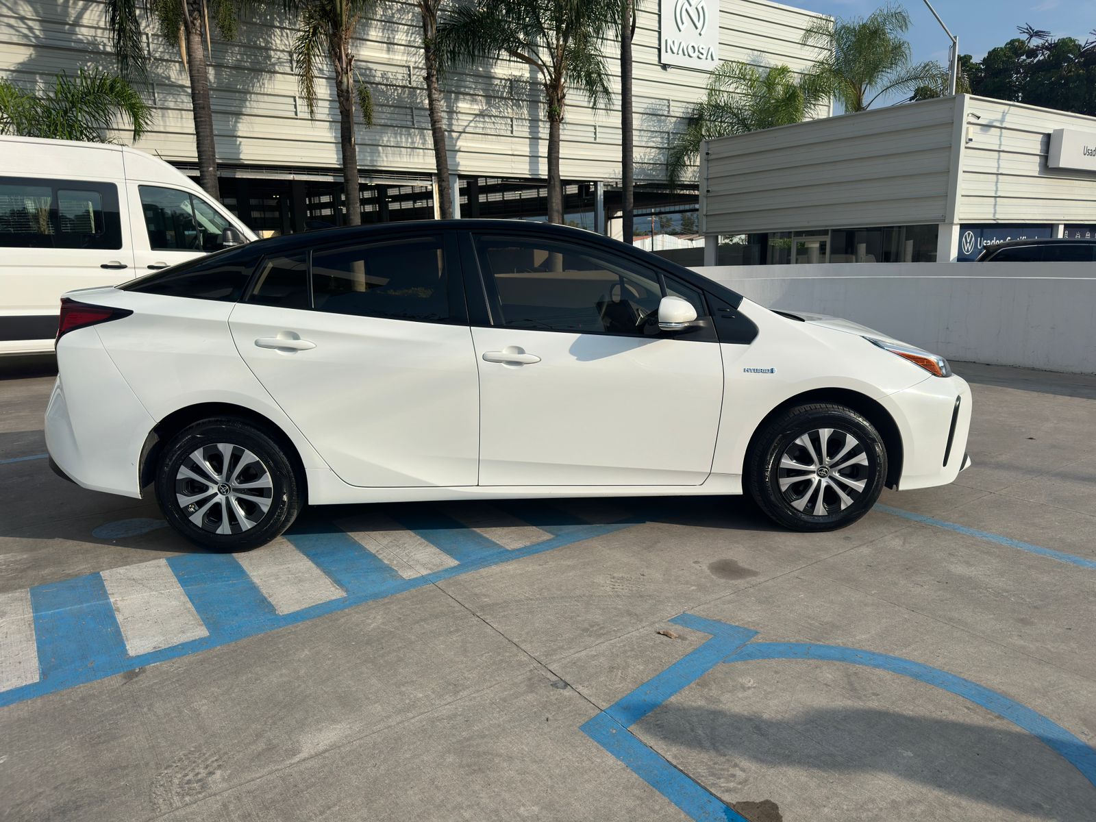 Toyota Prius 2021 Base Cvt Automático Blanco