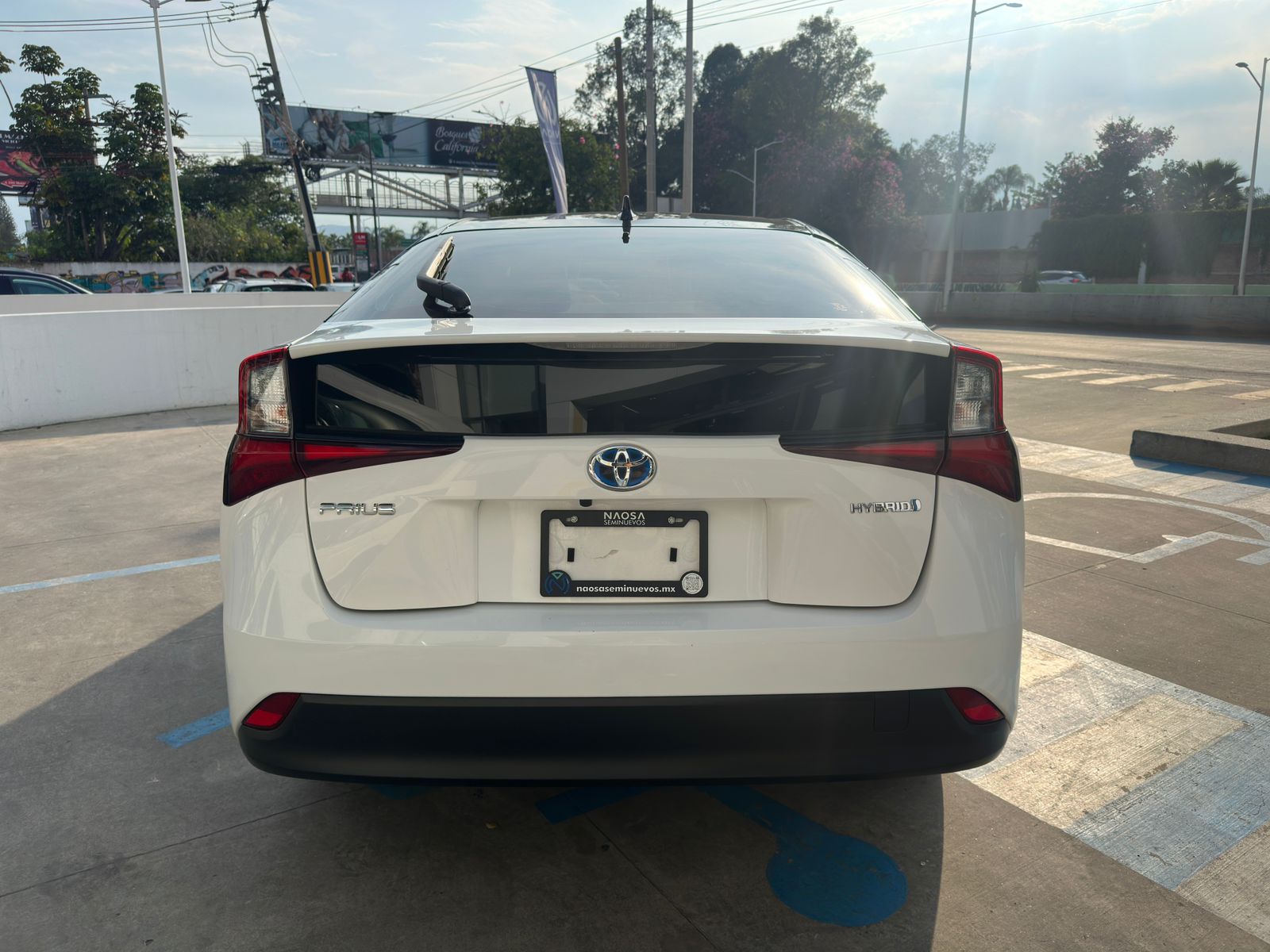 Toyota Prius 2021 Base Cvt Automático Blanco