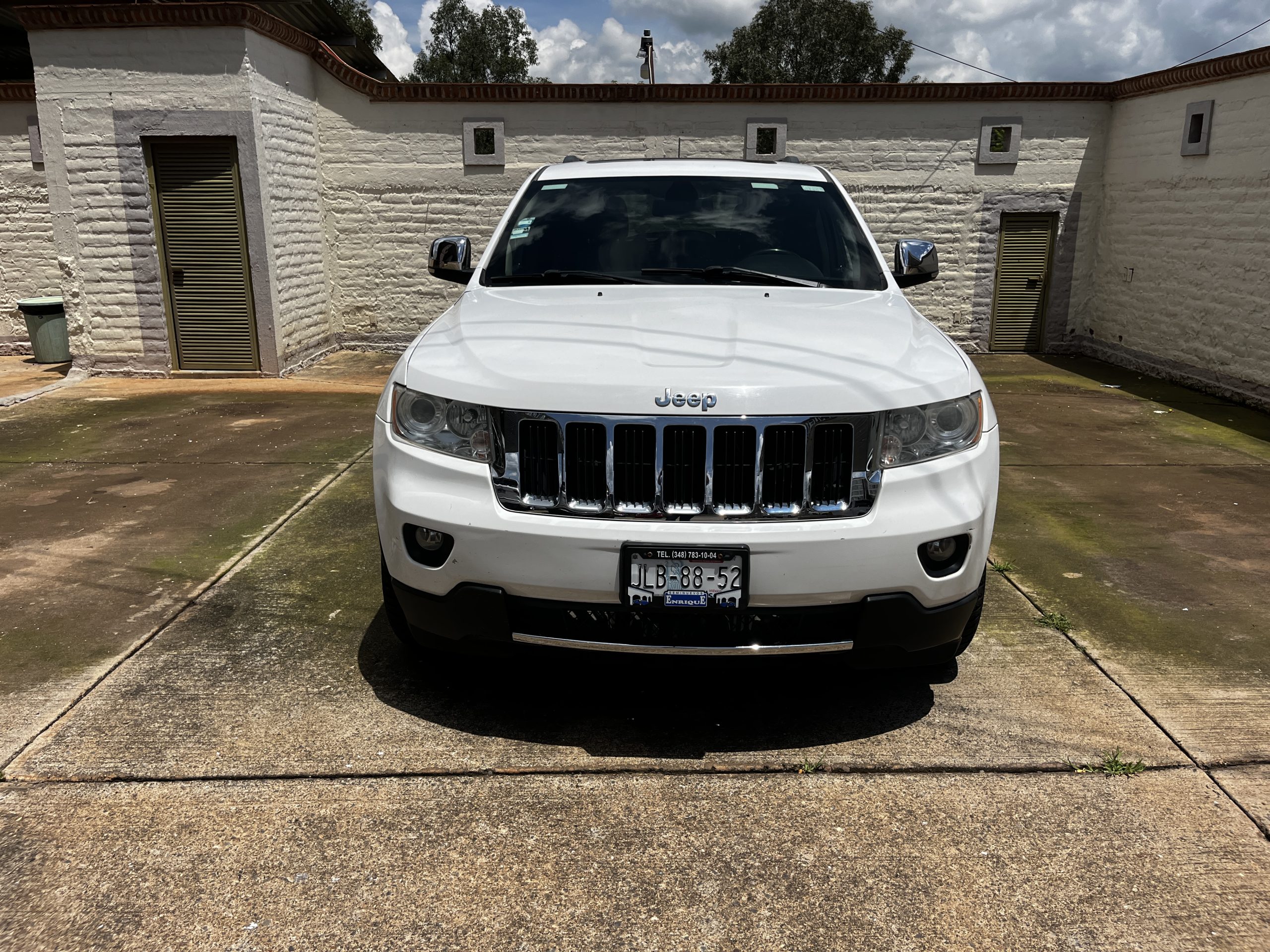 Jeep Grand Cherokee 2011 Limited Lujo Automático Blanco