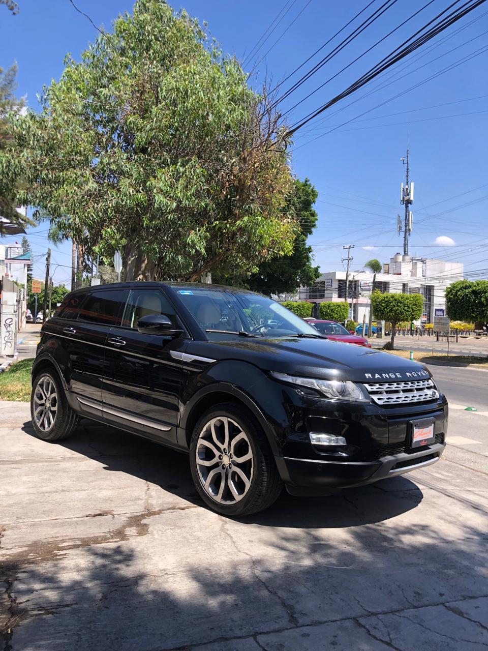 Land Rover Range Rover 2015 EVOQUE PRESTIGE Si4 Automático Negro