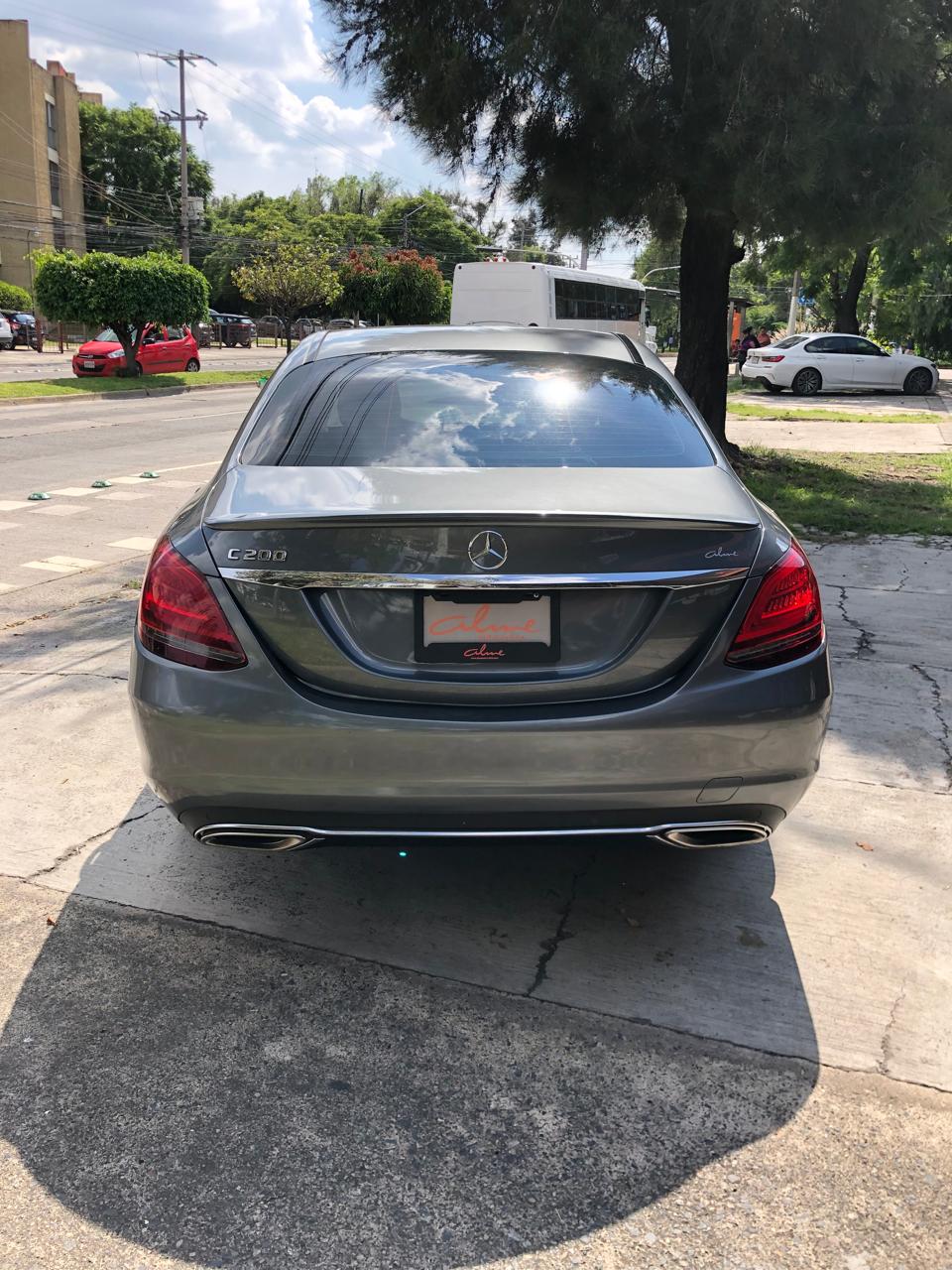 Mercedes-Benz Clase C 2019 200 SPORT Automático Gris