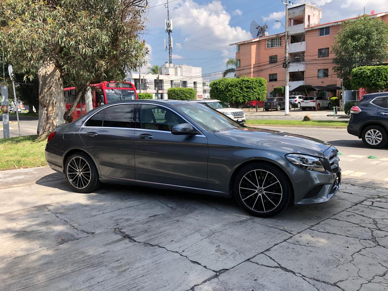 Mercedes-Benz Clase C 2019 200 SPORT Automático Gris